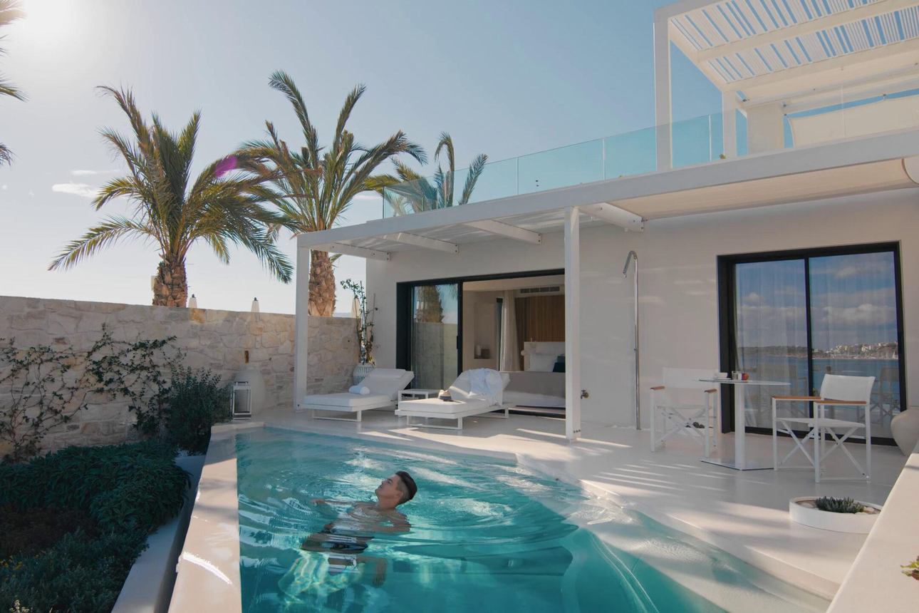 The Island Concept - Grand Suite Zeezicht en Verwarmd Privézwembad 