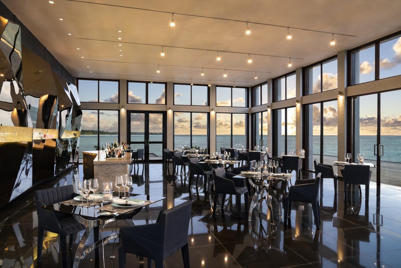 Restaurants/Cafes