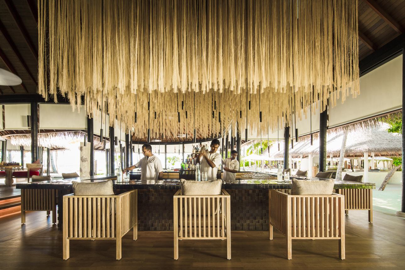 Restaurants/Cafes