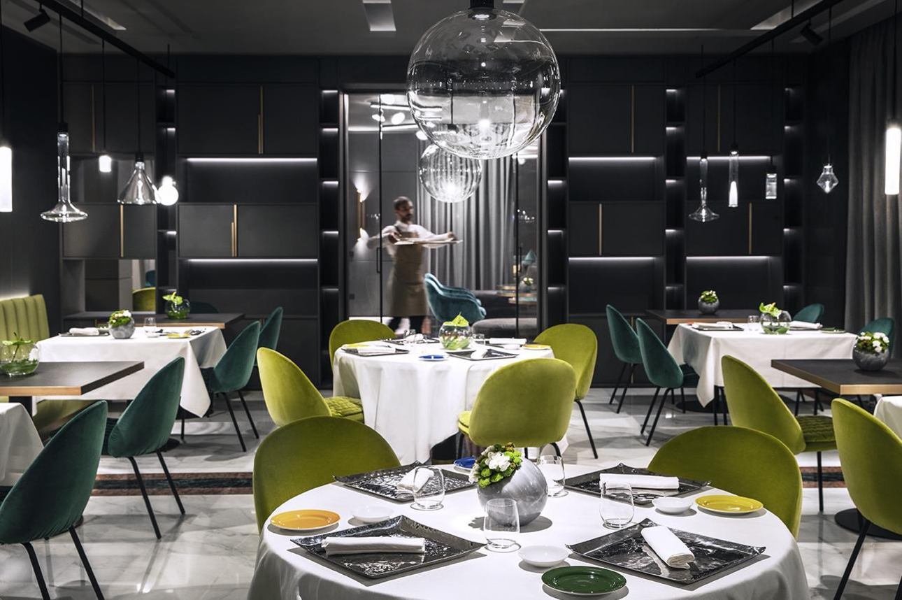Restaurants/Cafes