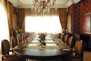 Shangri-La Hotel Qaryat Al Beri - Presidential Suite