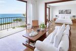 Sea View Royal Villa with Courtyard & private heated pool