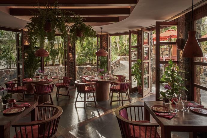Seaside Palm Beach - Restaurants/Cafes