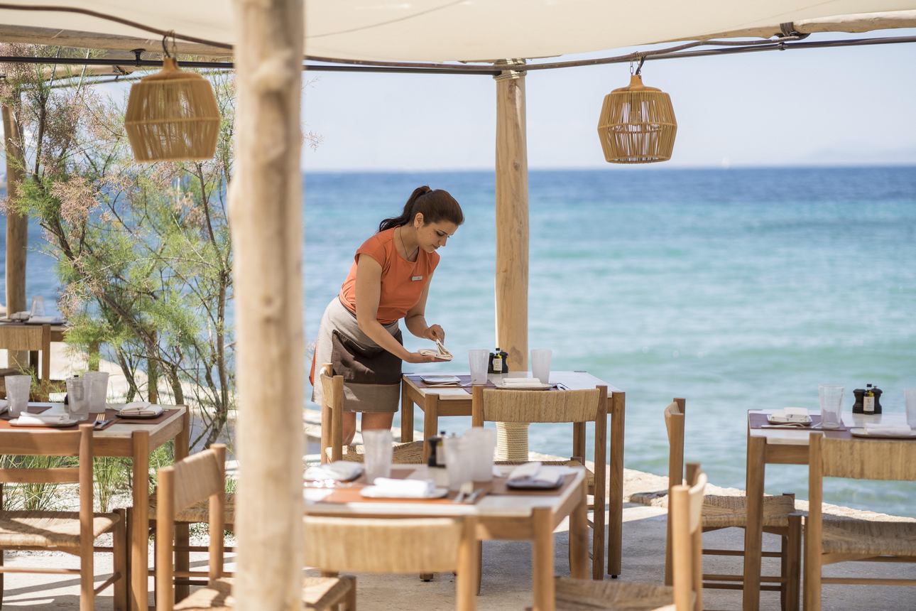 Restaurants/Cafes