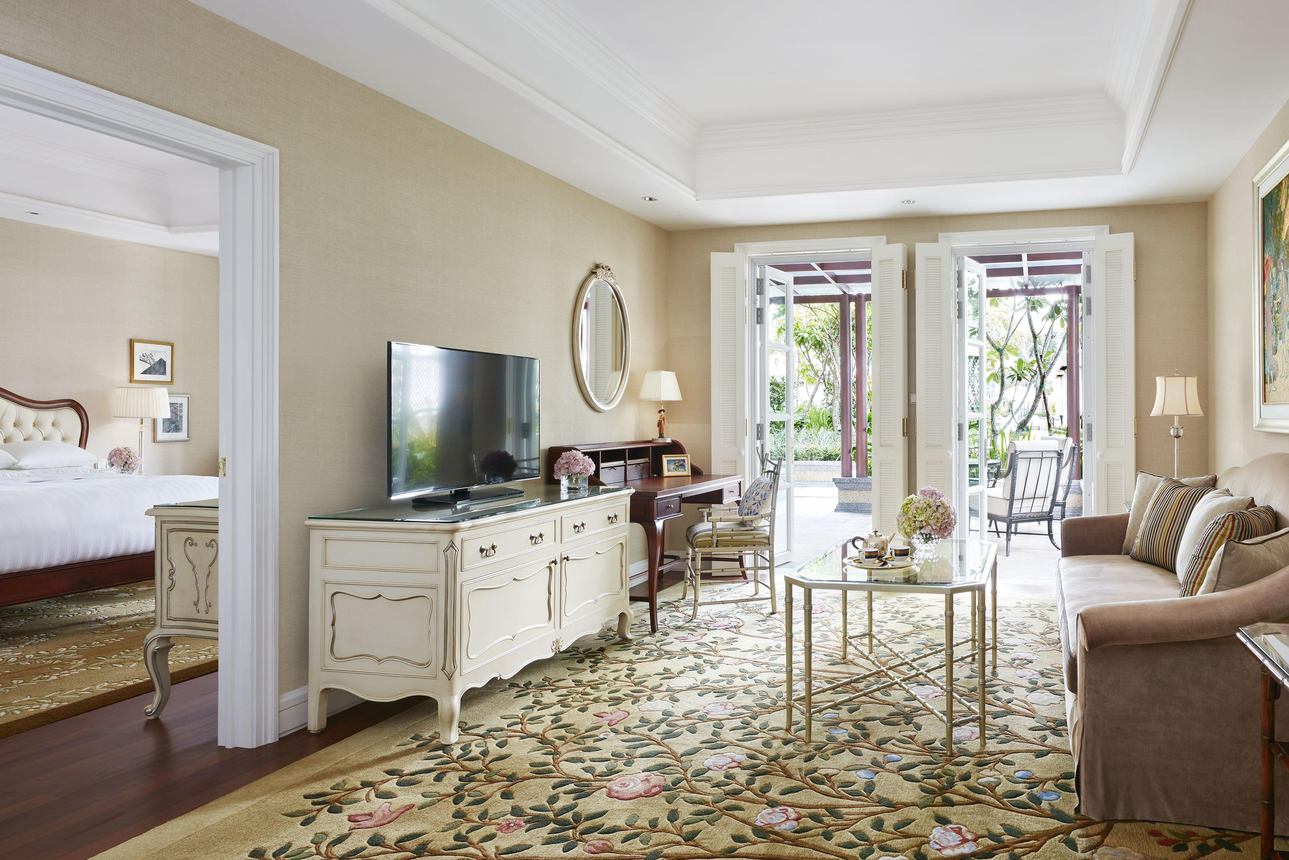 Park Hyatt Saigon - Park Deluxe Suite