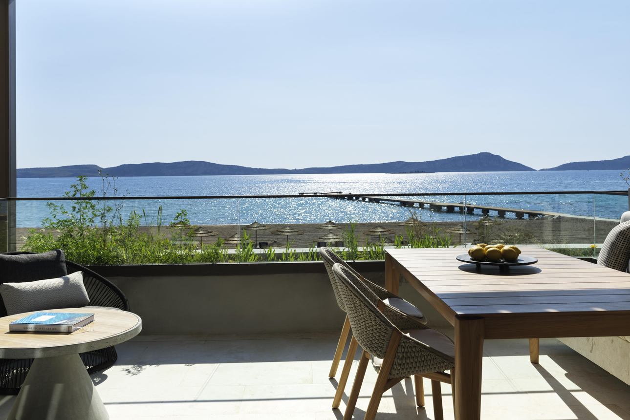 W Costa Navarino - WOW Bayfront Rooftop Infinity 2-bedroom suite