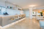 Restaurants/Cafes