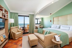 Gran Melia Sancti Petri - RED Level Frontaal Zeezicht