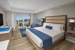 Oceans at Divi Little Bay - Oceans King Guestroom
