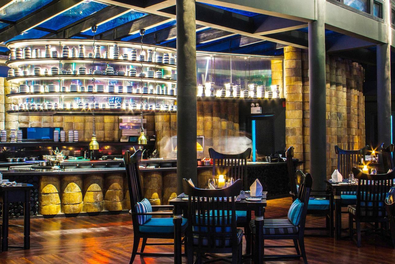 Restaurants/Cafes