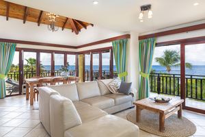 Lions Dive Beach Resort - Penthouse Suite