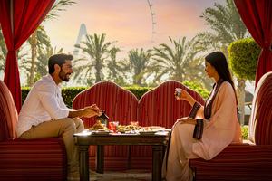 The Ritz-Carlton Dubai - Restaurants/Cafes