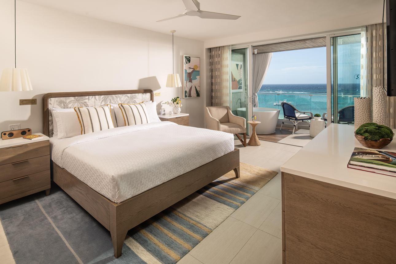 Sandals Dunn's River - Travertine Beachfront Club Level Room w/ Balcony Tranquility Soaking Tub