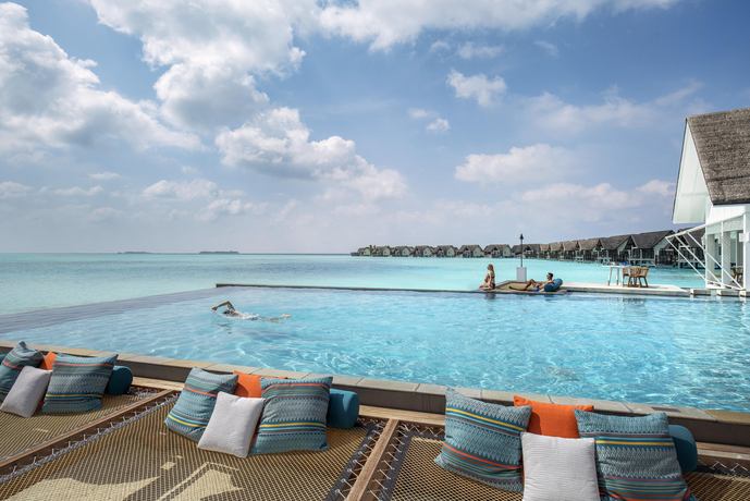 Four Seasons Resort Landaa Giraavaru - Zwembad