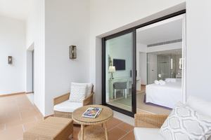 Pine Cliffs Ocean Suites - 1-bedroom Ocean Suite Penthouse