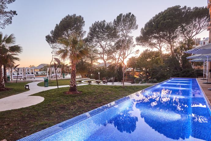Secrets Mallorca Villamil Resort & Spa - Zwembad