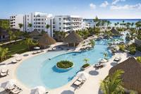 Secrets Cap Cana Resort & Spa - Zwembad