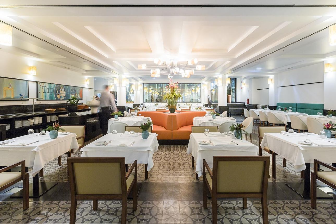 Restaurants/Cafes