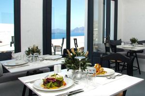 Ambassador Aegean Luxury Hotel & Suites - Restaurants/Cafes