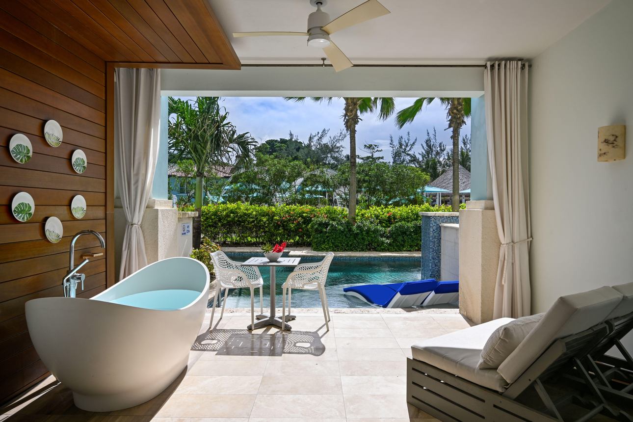 Sandals Royal Barbados - Royal Seaside Swim-up Club Level Ultra Suite with Patio Tranquility Soaking Tub
