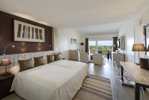 Oasi Balcony Deluxe Kamer