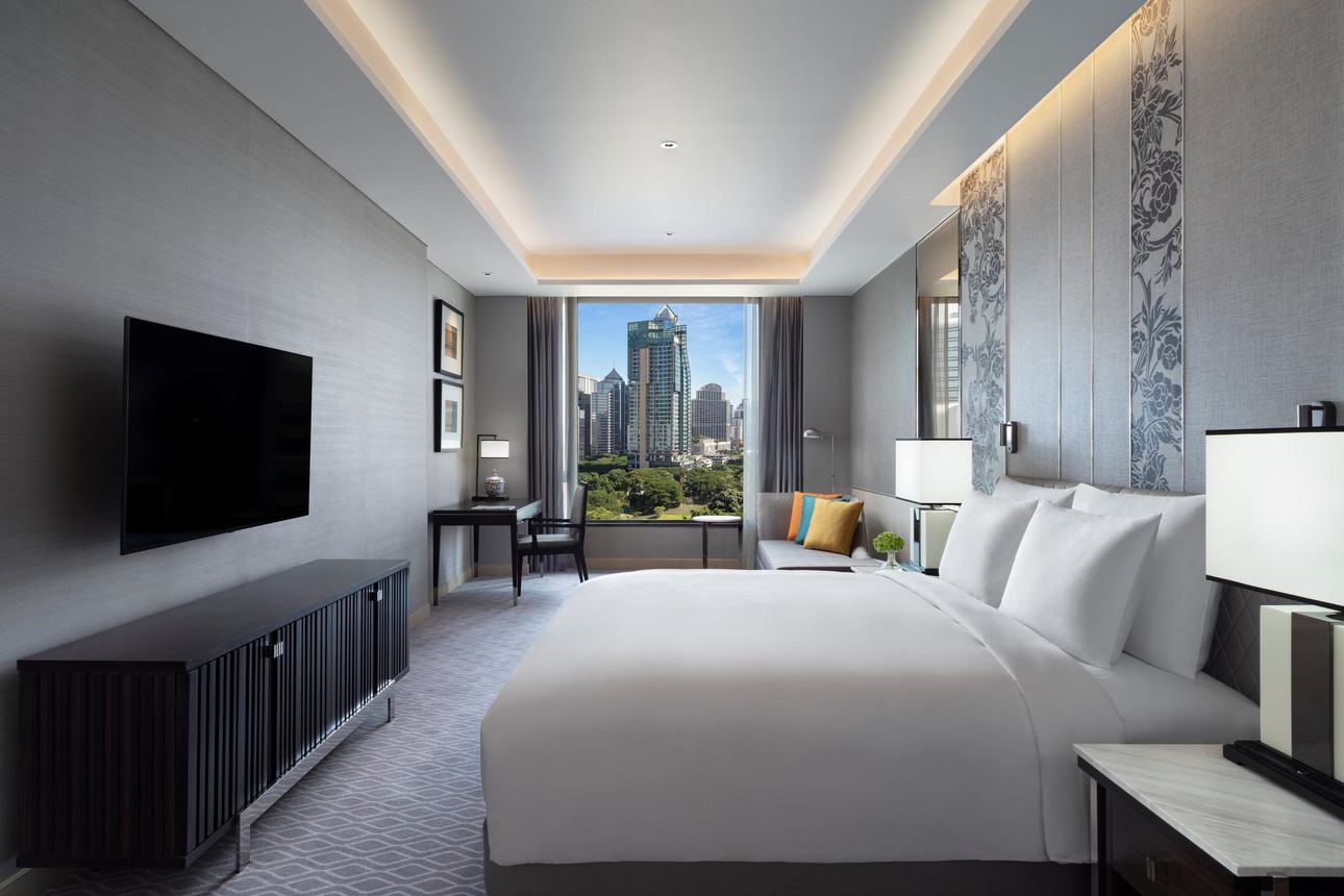 Sindhorn Kempinski Hotel - Executive Suite