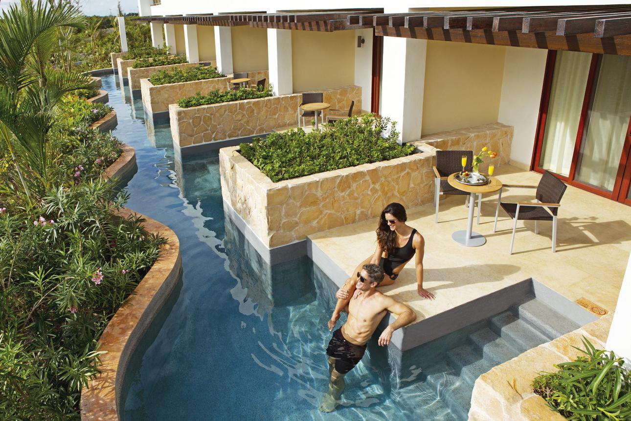 Secrets Playa Mujeres - Junior Suite Swim-Out