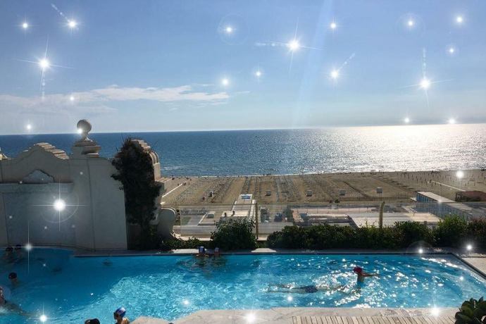 Grand Hotel Principe di Piemonte - Zwembad