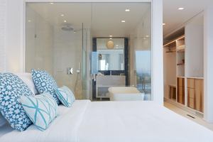 Myconian Ambassador - Thalassa Suite met jacuzzi Myconian Ambassador - Thalassa Suite met jacuzzi