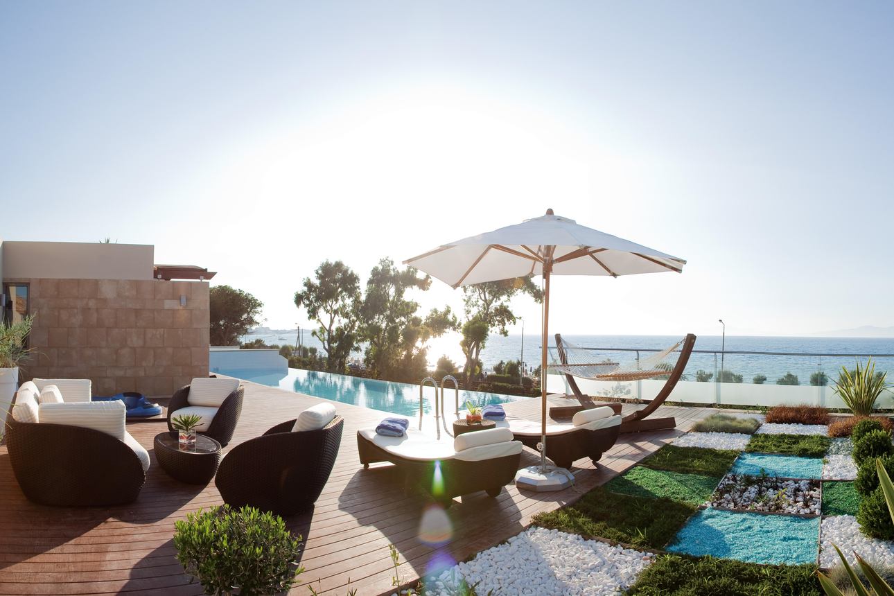 Elite Suites by Rhodes Bay - Presidential Suite