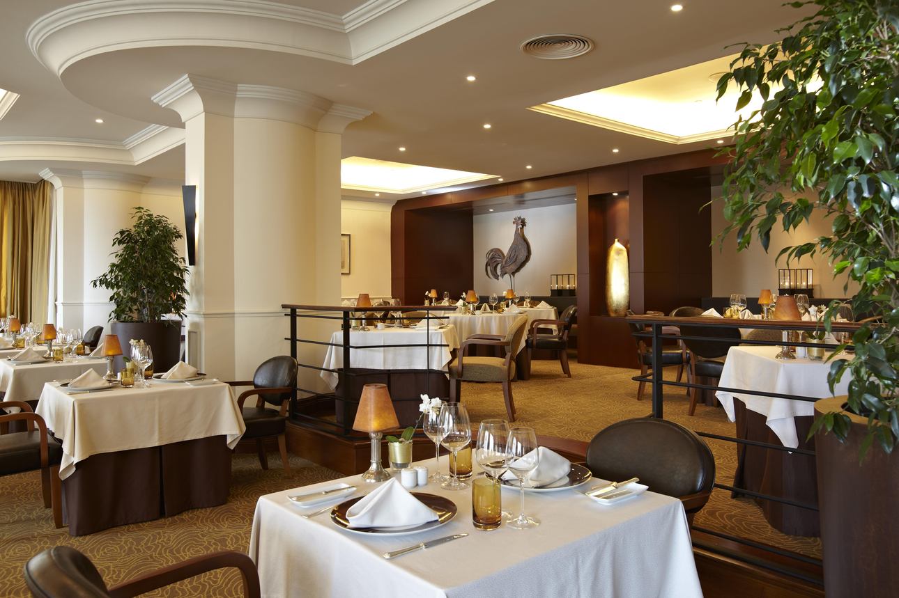 Restaurants/Cafes