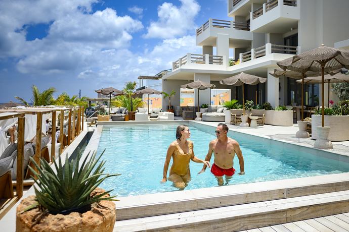 Art Hotel Curacao - Zwembad