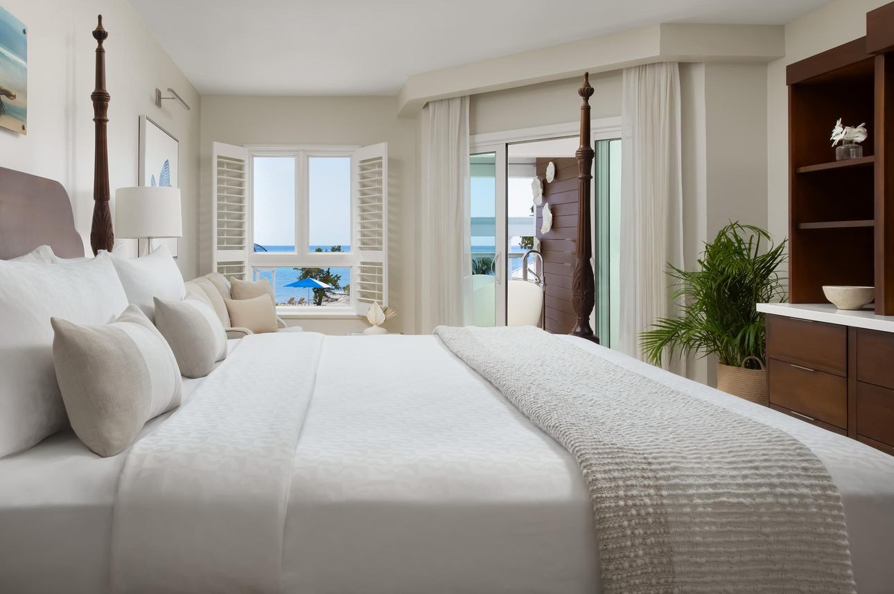 Sandals South Coast - Starlight Beachfront Luxury Room with Balcony Tranquility Soaking Tub