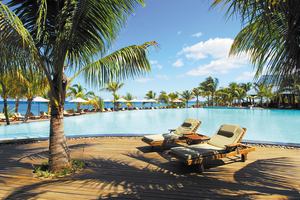 Victoria Beachcomber Resort & Spa - Zwembad