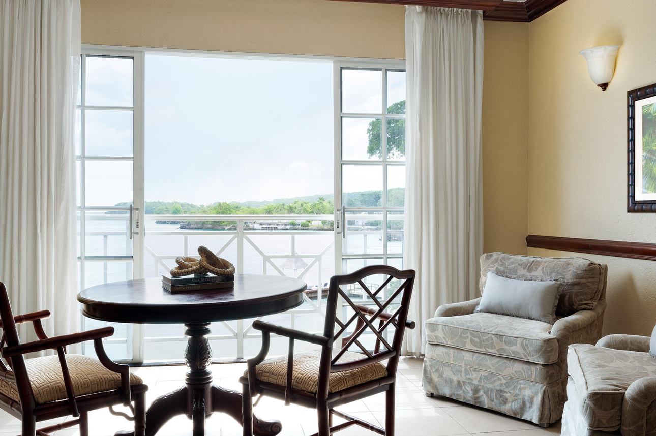 Sandals Royal Plantation - Royal Monarch Oceanfront Butler Suite