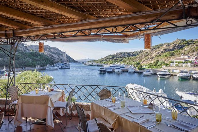 Grand Hotel Poltu Quatu - Restaurants/Cafes