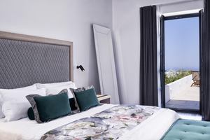 Katikies Garden - Honeymoon Pool Suite met Jacuzzi (Zeezicht)