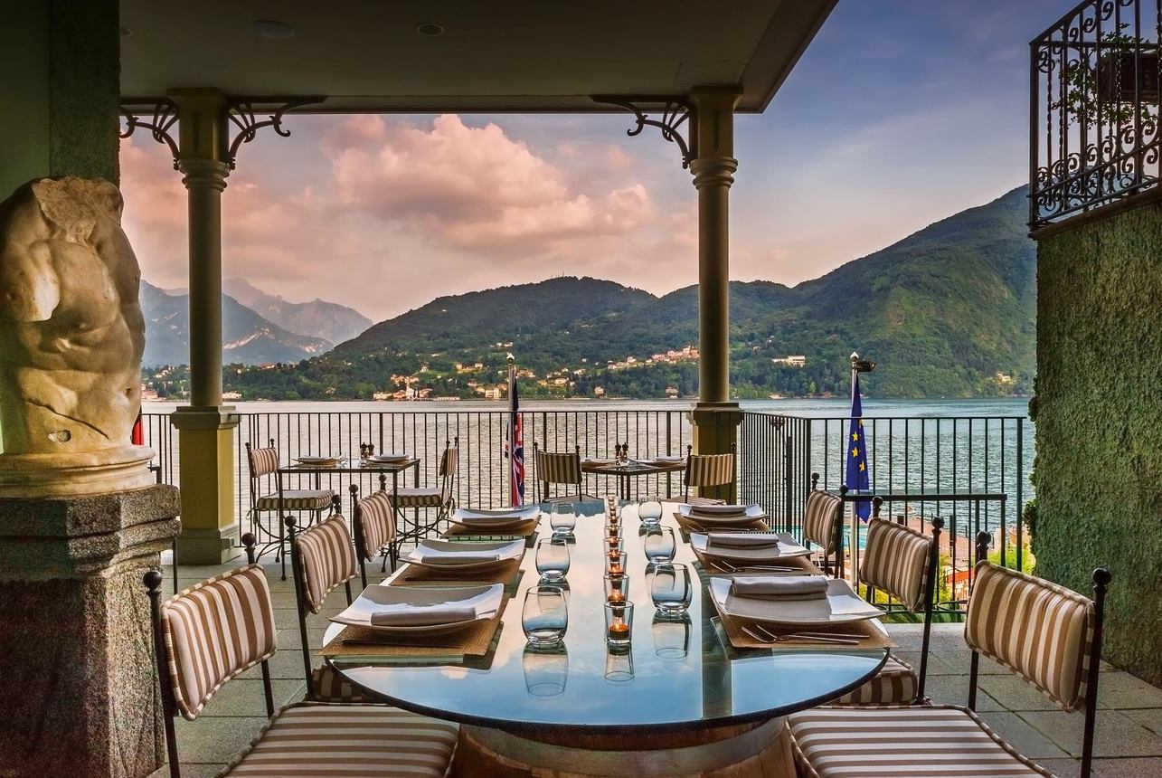 Restaurants/Cafes