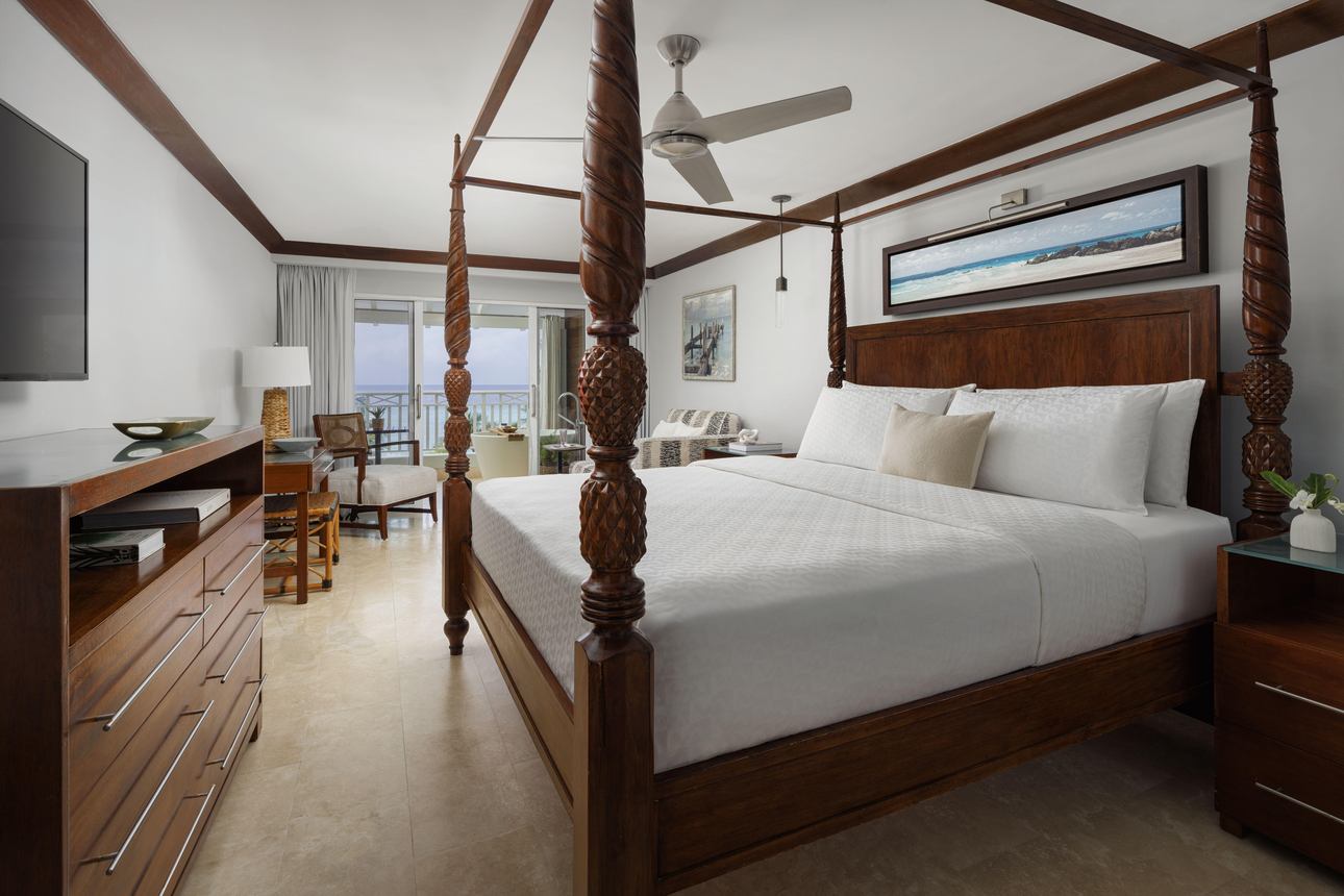 Sandals Barbados - Beachfront Honeymoon Club Level Suite