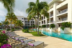 Family Concierge Master Suite Swim Up 1 -slaapkamer