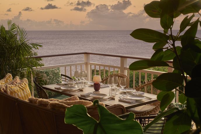 Hotel Barrière Le Carl Gustaf - Restaurants/Cafes