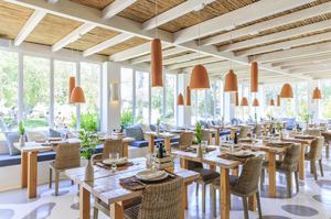 Octant Vila Monte  - Restaurants/Cafes