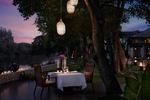 Restaurants/Cafes