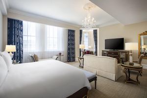 Waldorf Astoria Washington DC - Junior Suite