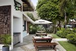 Restaurants/Cafes