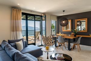 Sapphire Cozy Suite