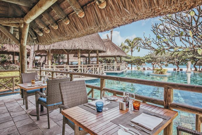 La Pirogue - Algemeen
