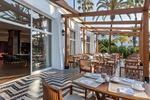 Restaurants/Cafes