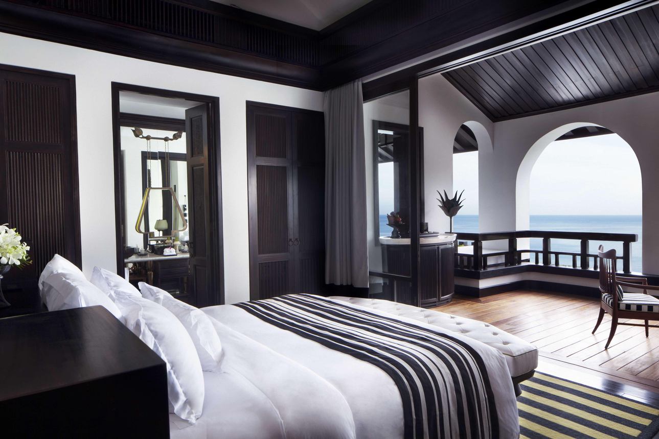 InterContinental Danang Sun Peninsula Resort - Club Suite Panoramic Ocean View