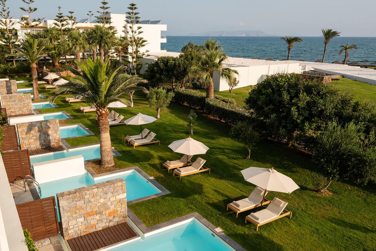 Amirandes, Grecotel Boutique Resort - Swim Up Superior with private garden